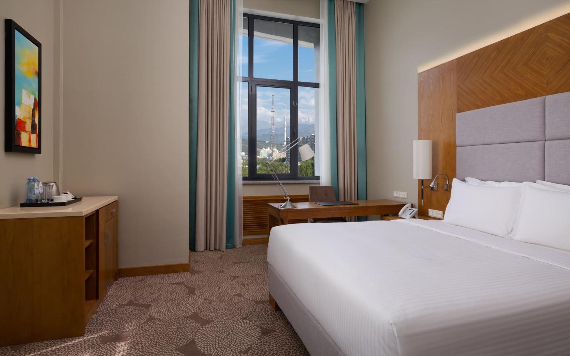 Hotel Doubletree By Hilton Almaty Exteriér fotografie