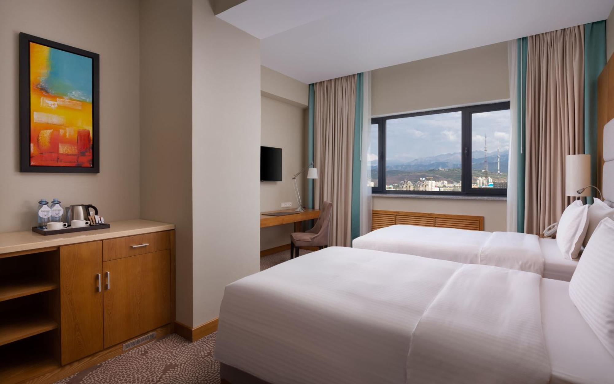 Hotel Doubletree By Hilton Almaty Exteriér fotografie