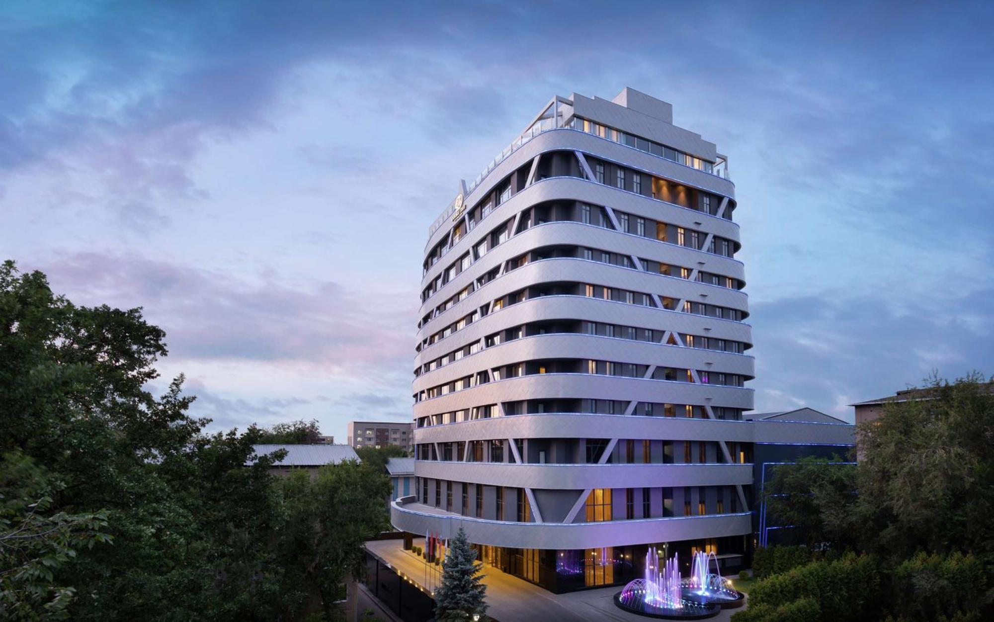 Hotel Doubletree By Hilton Almaty Exteriér fotografie